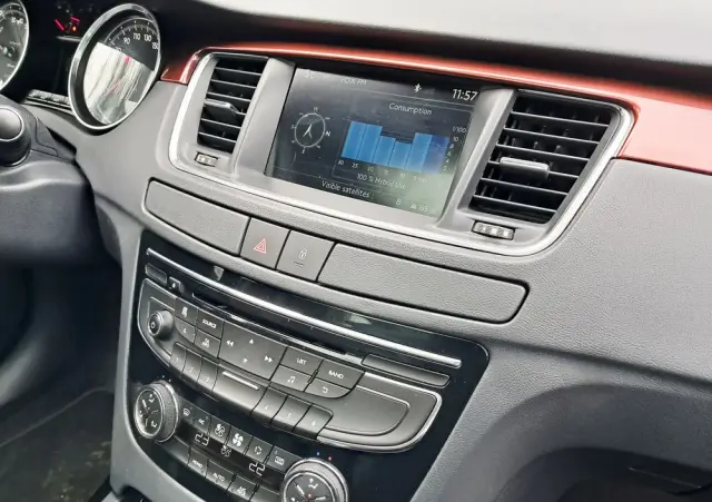 PEUGEOT 508 RXH Hybrid4