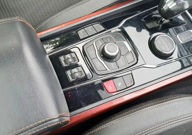 PEUGEOT 508 RXH Hybrid4