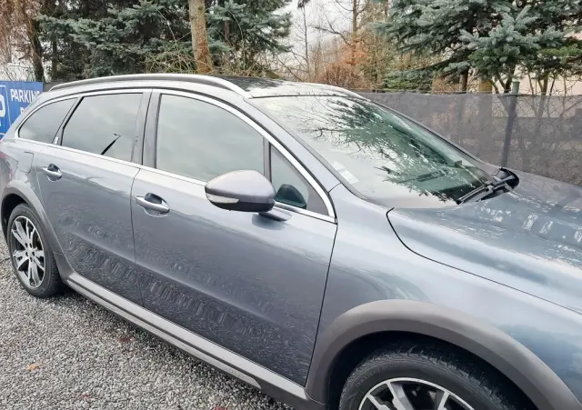 PEUGEOT 508 RXH Hybrid4