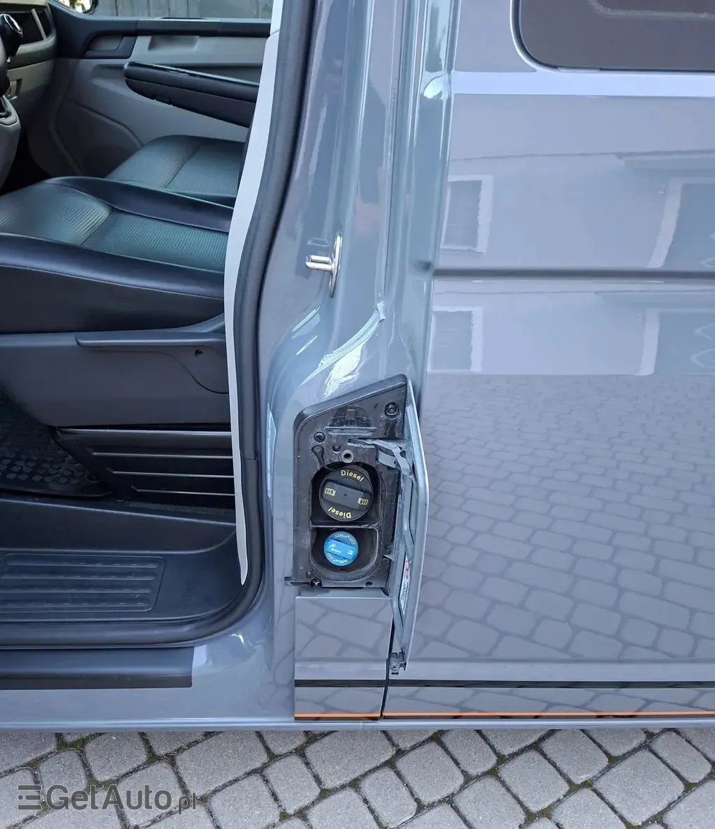 VOLKSWAGEN TRANSPORTER 