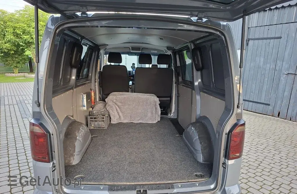 VOLKSWAGEN TRANSPORTER 