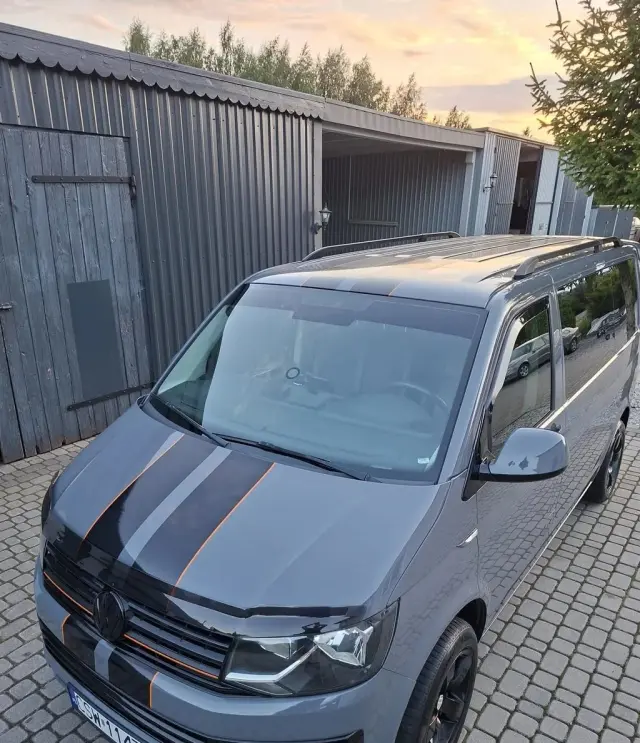 VOLKSWAGEN TRANSPORTER 