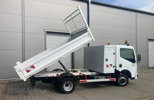 NISSAN Cabstar 