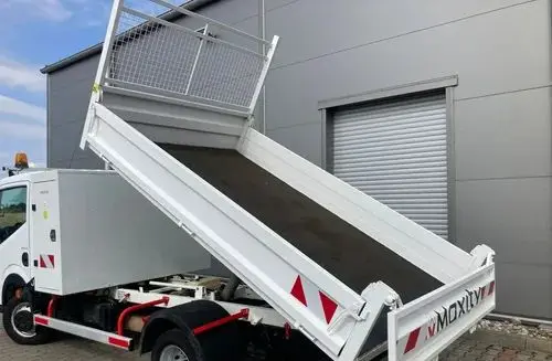 NISSAN Cabstar 