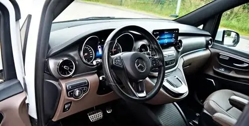 MERCEDES-BENZ Klasa V 