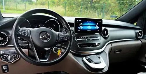 MERCEDES-BENZ Klasa V 
