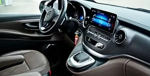 MERCEDES-BENZ Klasa V 