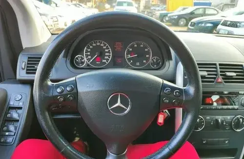 MERCEDES-BENZ Klasa A 
