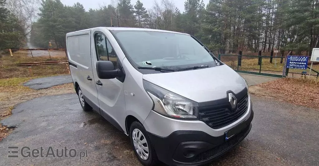 RENAULT Trafic 