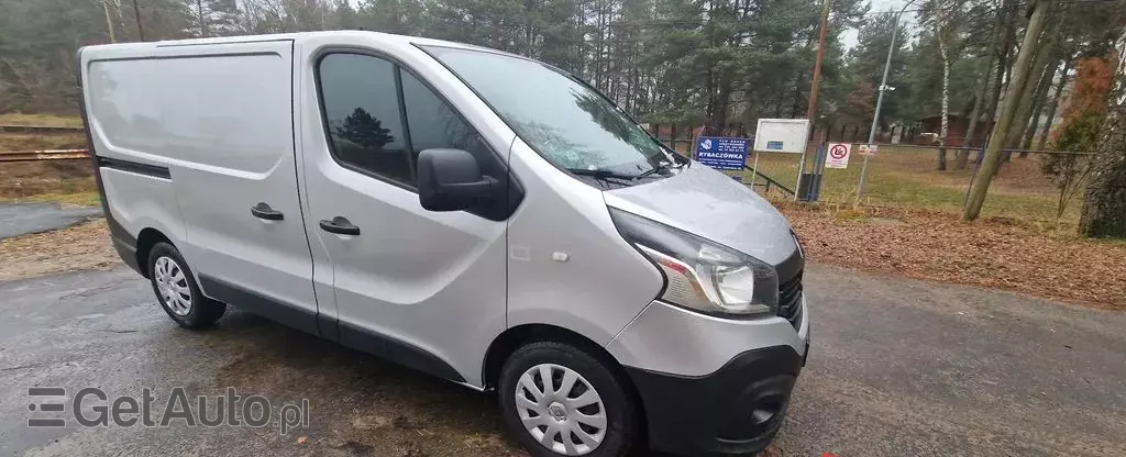 RENAULT Trafic 