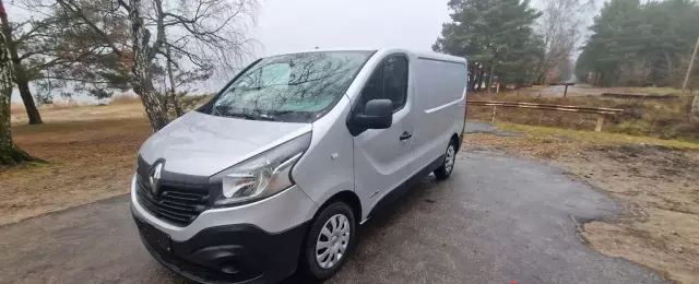 RENAULT Trafic 