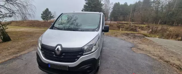 RENAULT Trafic 
