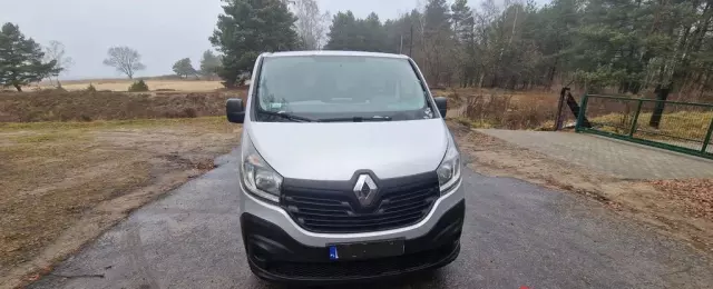 RENAULT Trafic 