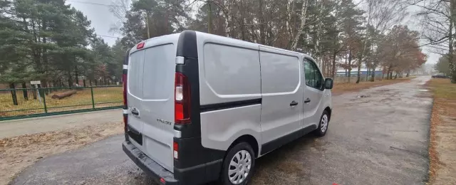 RENAULT Trafic 