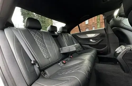 MERCEDES-BENZ CLS 