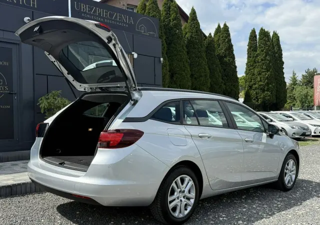 OPEL Astra 1.2 T Edition S&S
