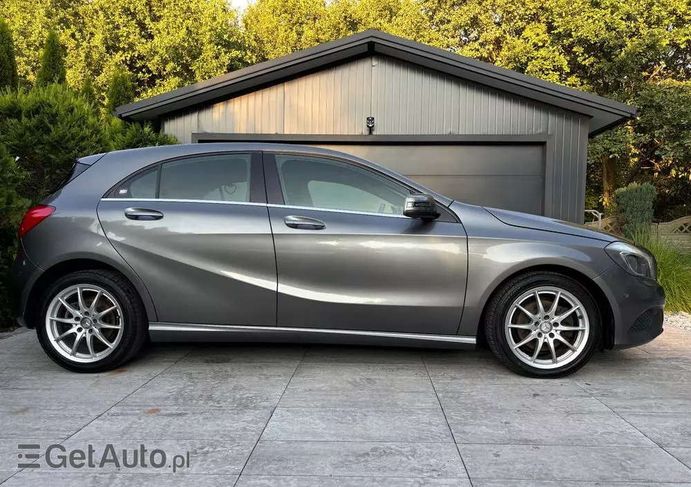 MERCEDES-BENZ Klasa A 180 (BlueEFFICIENCY) Urban