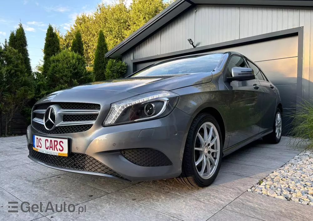 MERCEDES-BENZ Klasa A 180 (BlueEFFICIENCY) Urban