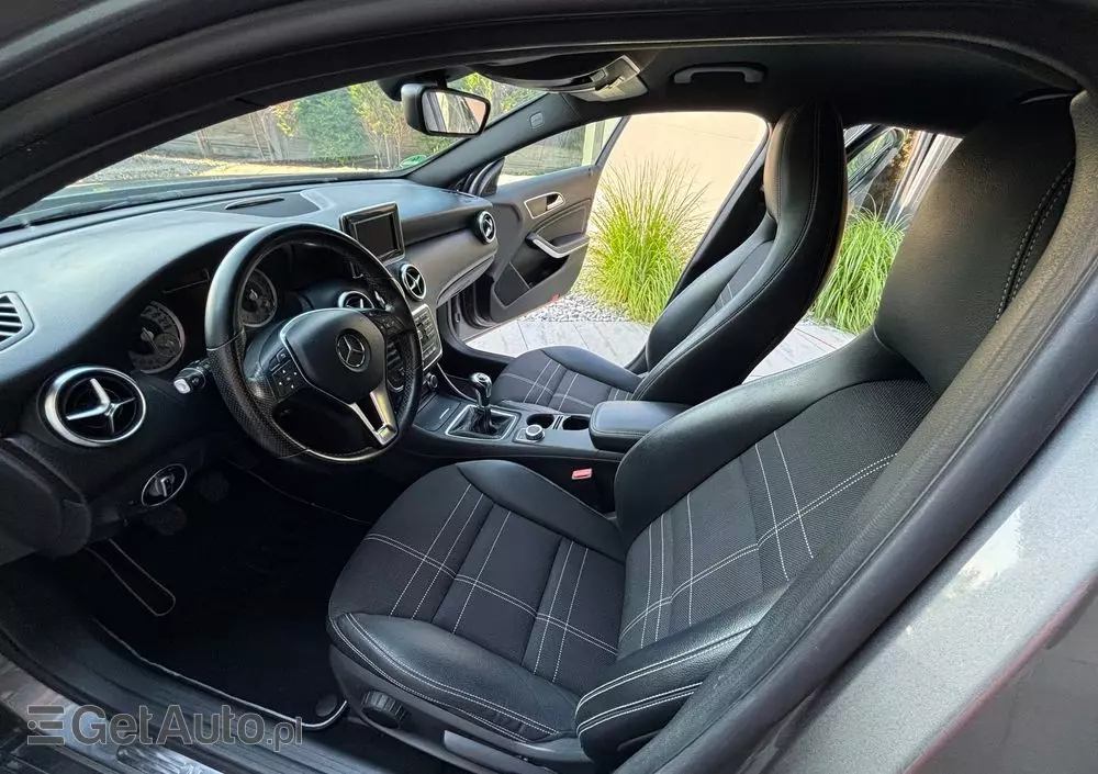 MERCEDES-BENZ Klasa A 180 (BlueEFFICIENCY) Urban
