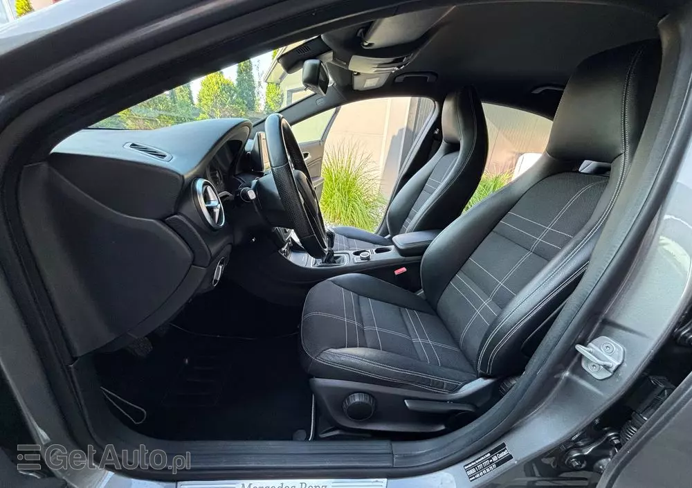 MERCEDES-BENZ Klasa A 180 (BlueEFFICIENCY) Urban
