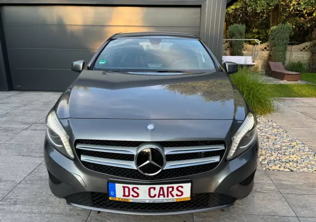 MERCEDES-BENZ Klasa A 180 (BlueEFFICIENCY) Urban