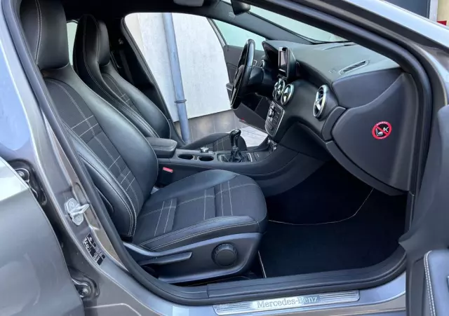 MERCEDES-BENZ Klasa A 180 (BlueEFFICIENCY) Urban