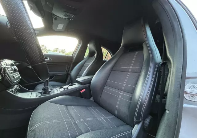 MERCEDES-BENZ Klasa A 180 (BlueEFFICIENCY) Urban