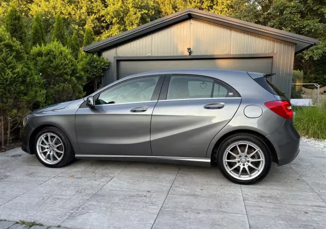 MERCEDES-BENZ Klasa A 180 (BlueEFFICIENCY) Urban