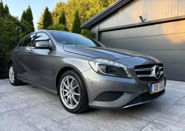 MERCEDES-BENZ Klasa A 180 (BlueEFFICIENCY) Urban