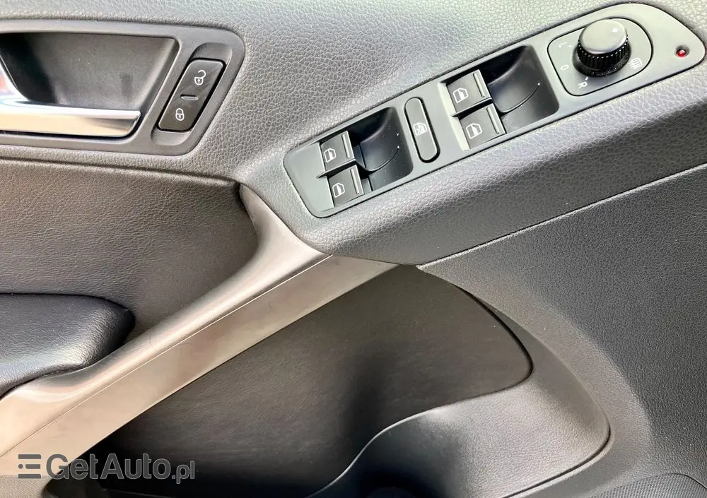 VOLKSWAGEN Tiguan 2.0 TSI 4Mot Sport DSG