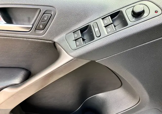 VOLKSWAGEN Tiguan 2.0 TSI 4Mot Sport DSG