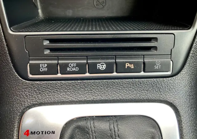 VOLKSWAGEN Tiguan 2.0 TSI 4Mot Sport DSG