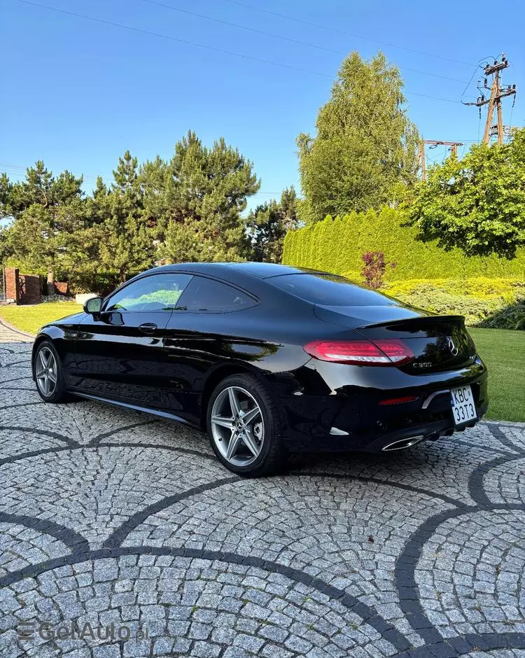 MERCEDES-BENZ Klasa C 300 Coupe 9G-TRONIC AMG Line