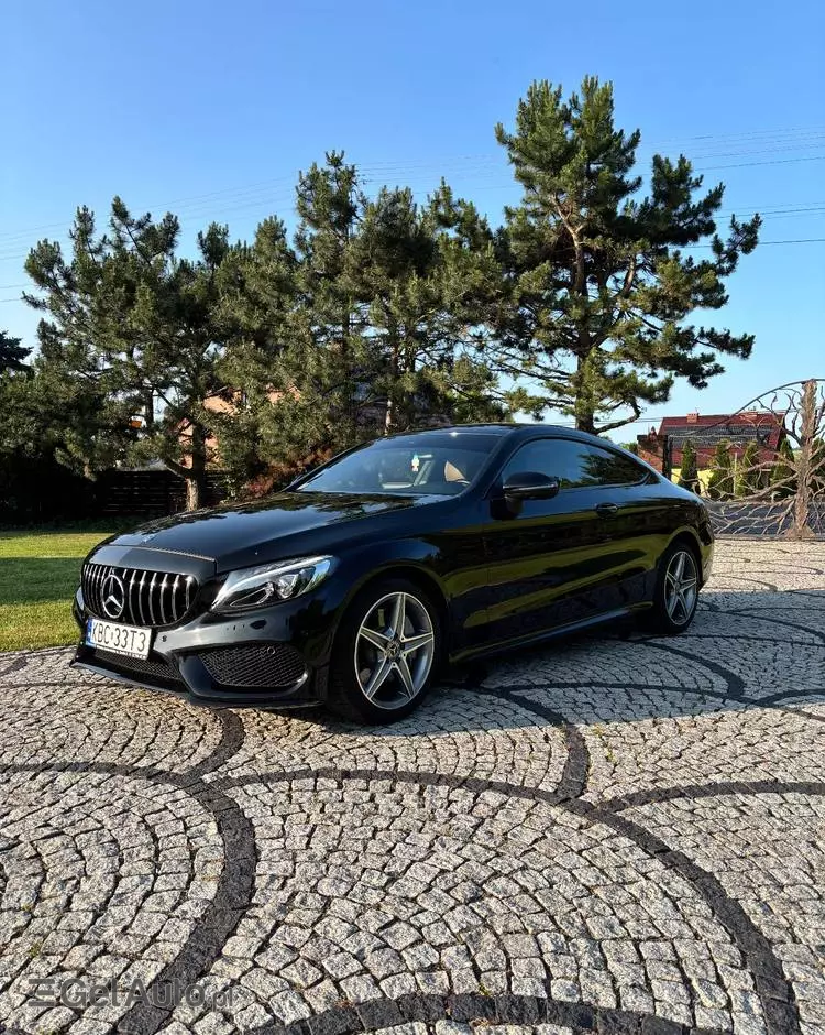 MERCEDES-BENZ Klasa C 300 Coupe 9G-TRONIC AMG Line