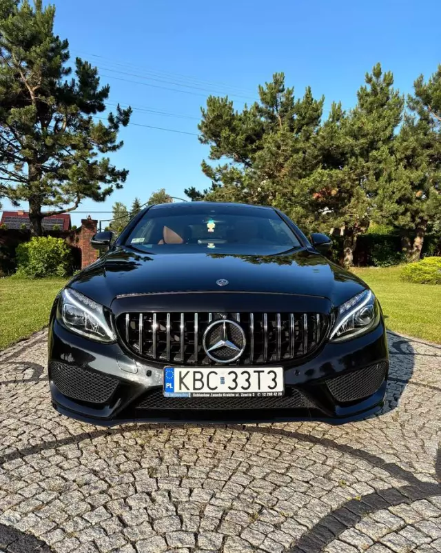 MERCEDES-BENZ Klasa C 300 Coupe 9G-TRONIC AMG Line