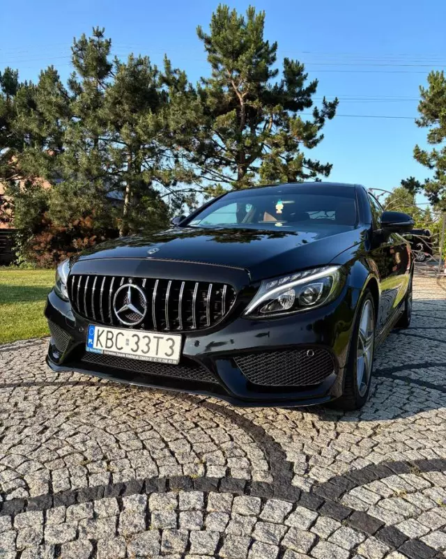 MERCEDES-BENZ Klasa C 300 Coupe 9G-TRONIC AMG Line