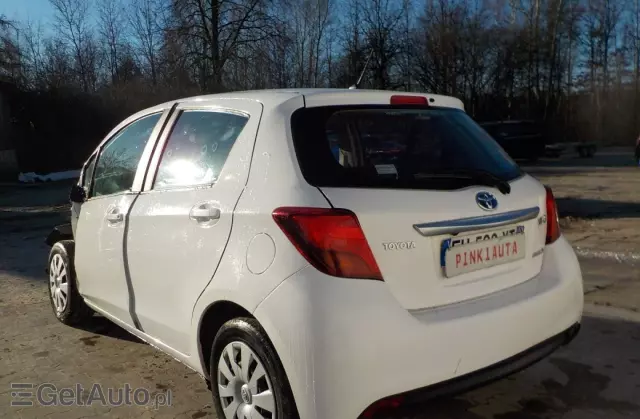 TOYOTA Yaris 
