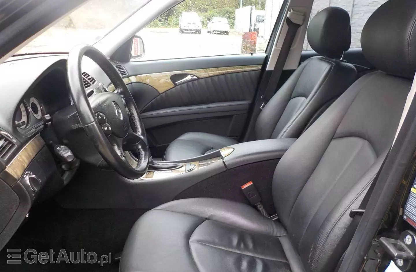 MERCEDES-BENZ Klasa E 