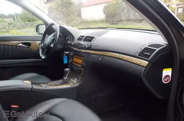 MERCEDES-BENZ Klasa E 