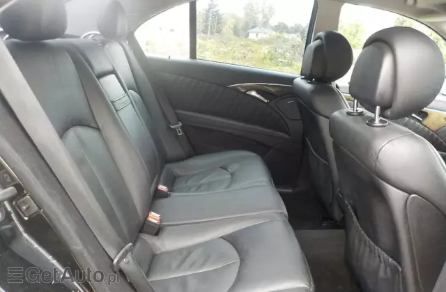 MERCEDES-BENZ Klasa E 