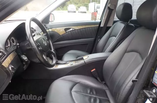 MERCEDES-BENZ Klasa E 