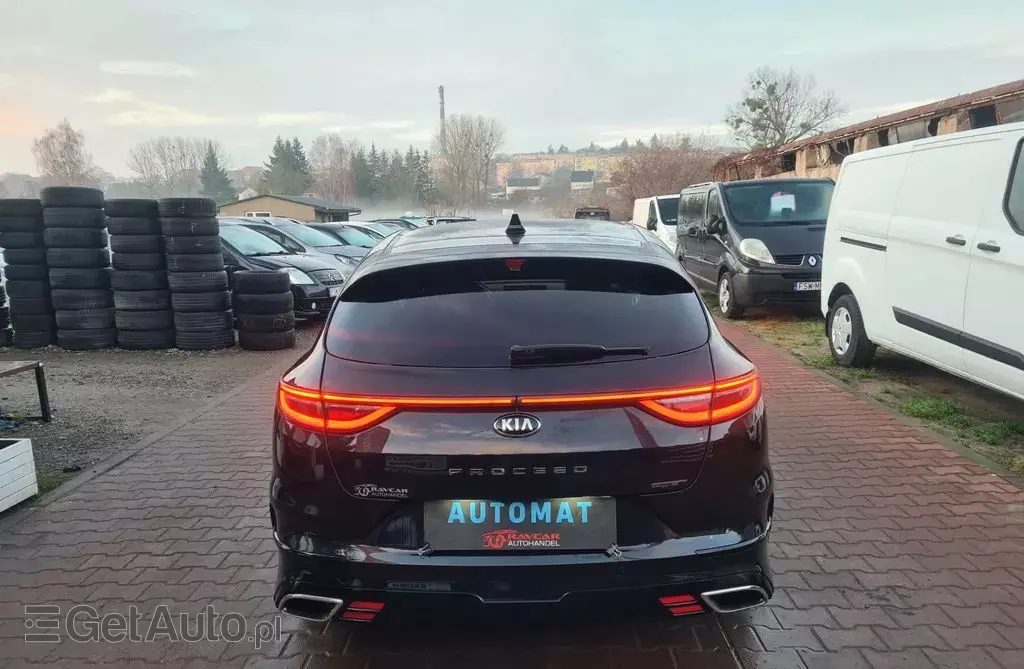 KIA ProCeed 