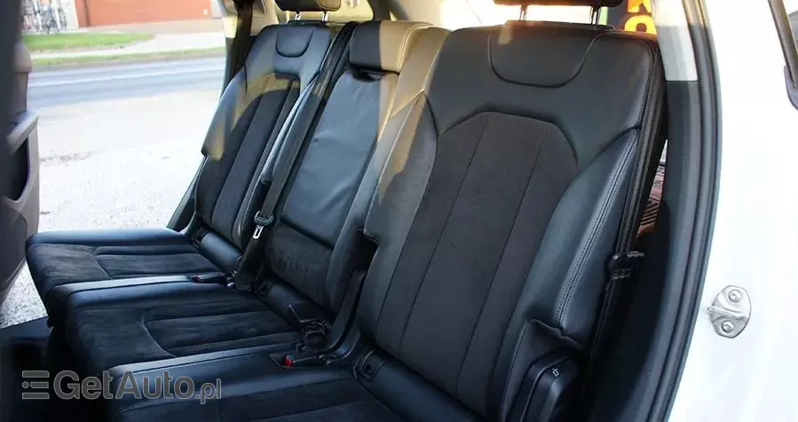 AUDI Q7 3.0 TDI ultra Quattro Tiptronic