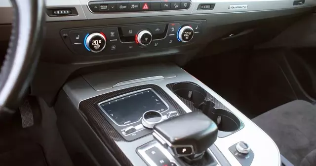 AUDI Q7 3.0 TDI ultra Quattro Tiptronic