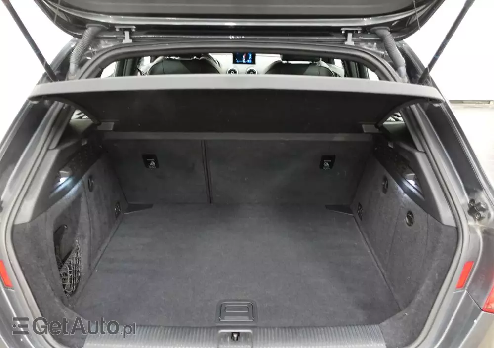 AUDI A3 1.8 TFSI Sportback S line Sportpaket