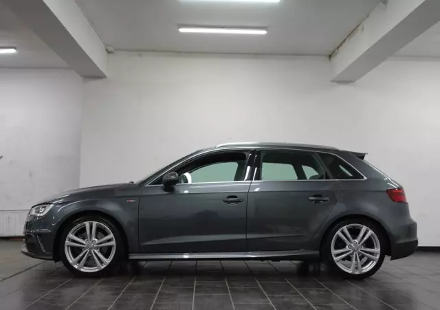 AUDI A3 1.8 TFSI Sportback S line Sportpaket