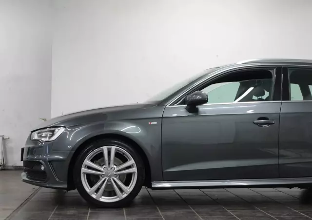 AUDI A3 1.8 TFSI Sportback S line Sportpaket