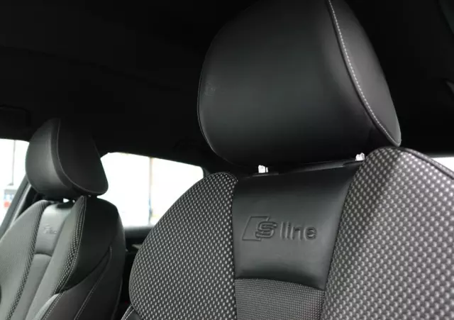 AUDI A3 1.8 TFSI Sportback S line Sportpaket