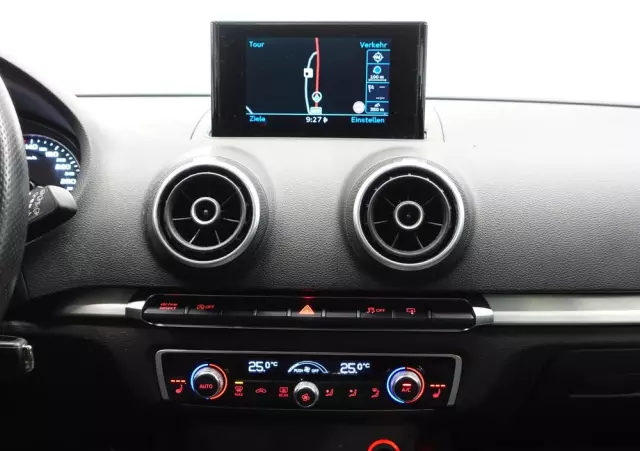 AUDI A3 1.8 TFSI Sportback S line Sportpaket