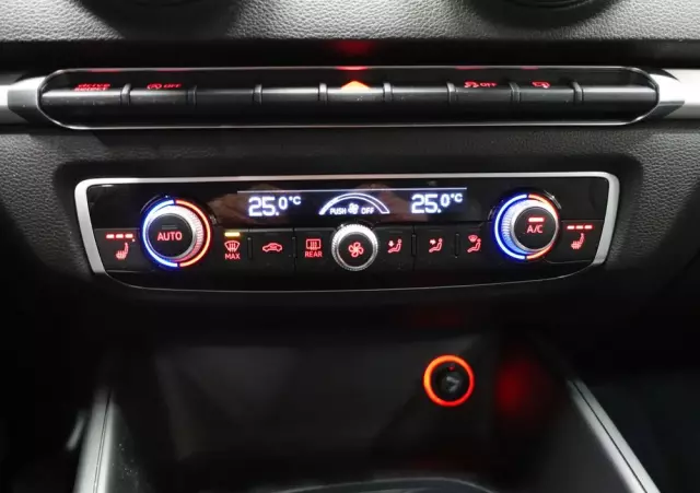 AUDI A3 1.8 TFSI Sportback S line Sportpaket